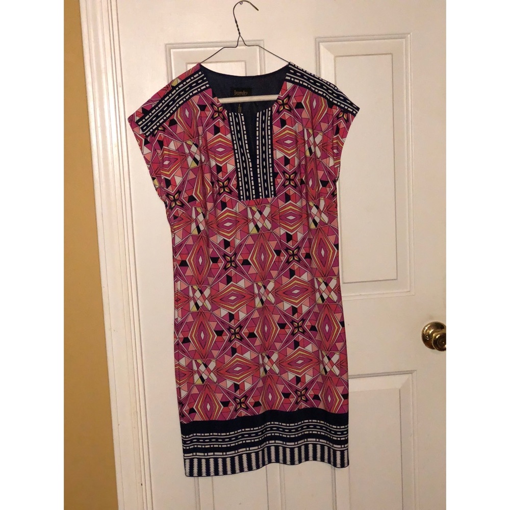 Dress. Perfect condition.